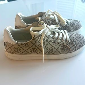 Tory Burch Sneakers